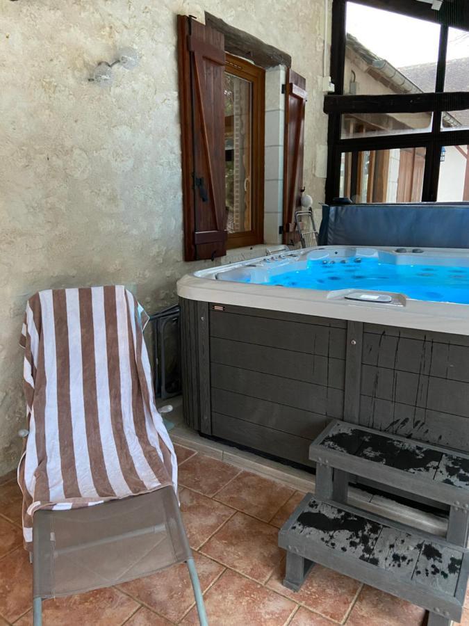 La Charmeraie : Gite De Charme, Piscine Et Spa Thésée Zewnętrze zdjęcie